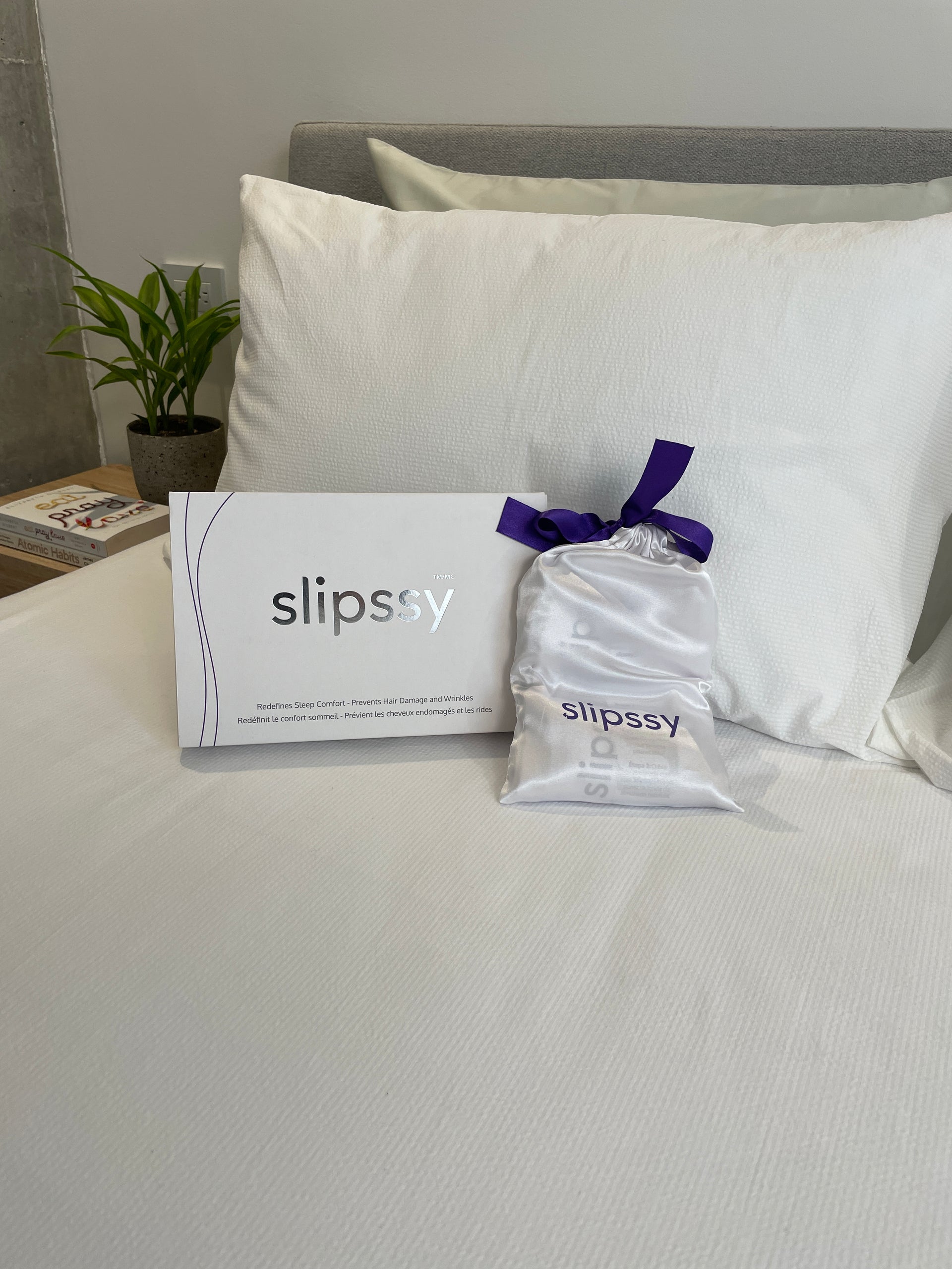 Load video: Hey there, beauty enthusiasts! 🌟 Ever wondered how to install Slipssy? Dive into this video for a step-by-step guide! Discover the magic behind Slipssy and how its innovative technology reduces skin and hair friction by a staggering 80% during sleep. Say farewell to unwanted sleep wrinkles and bed hair, and hello to rejuvenating nights. Don&#39;t just hear about it; watch and see how Slipssy can transform your sleep game